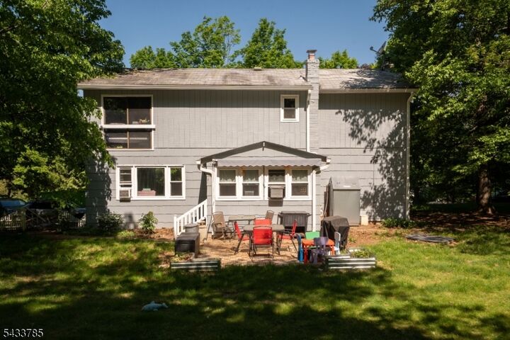 Property Photo:  30 Mountainview Ave  NJ 07856 