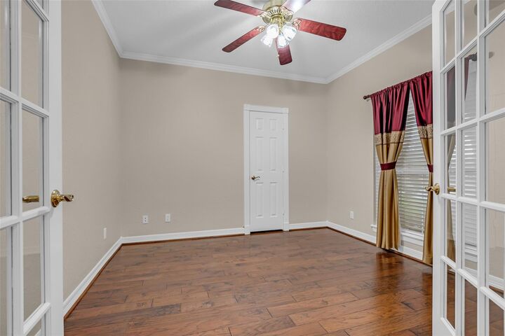 Property Photo:  3931 Bolivia Drive  TX 77504 