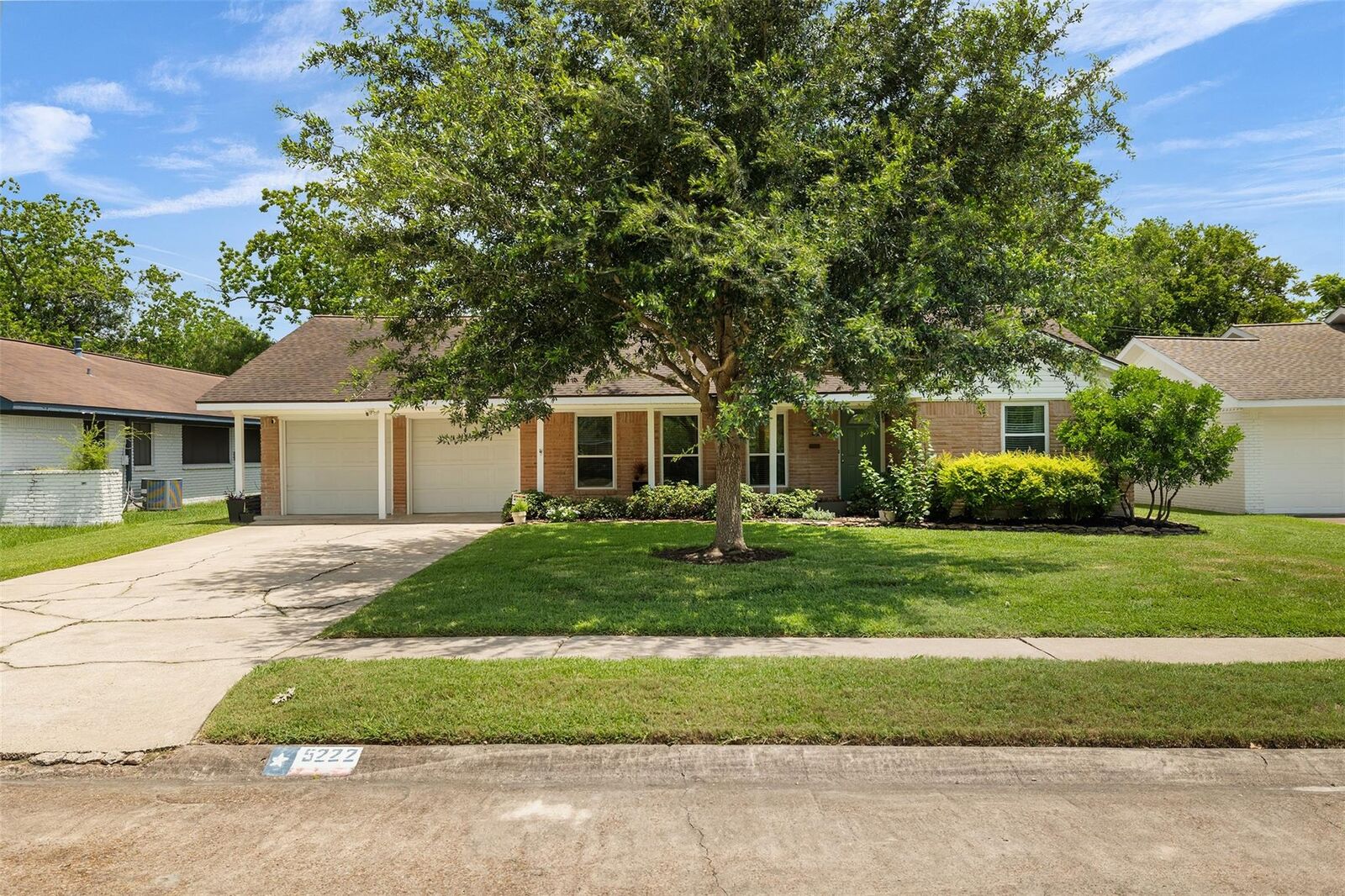 Property Photo:  5222 Spellman Road  TX 77035 