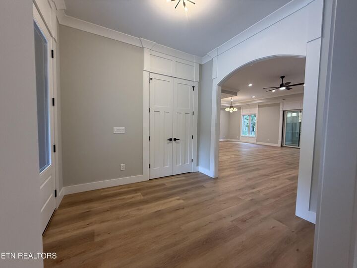 Property Photo: 208 Ootsima Way TN 37774