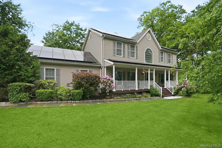 Property Photo:  1 Donahue Court  NY 10511 
