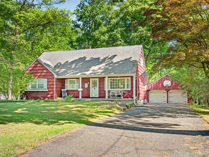 Property Photo:  56 Oak Road  NY 10956 