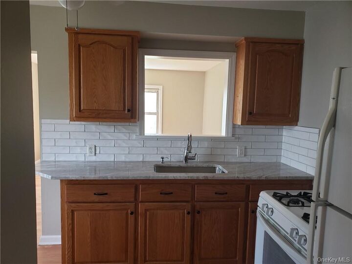 Property Photo:  30 W George Avenue  NY 10965 