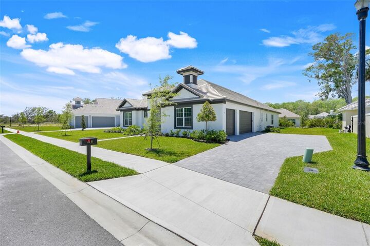 Property Photo:  138 New Leatherwood Drive  FL 32137 