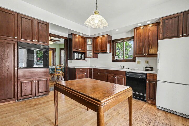 Property Photo: 40 W 18th Street MI 49423
