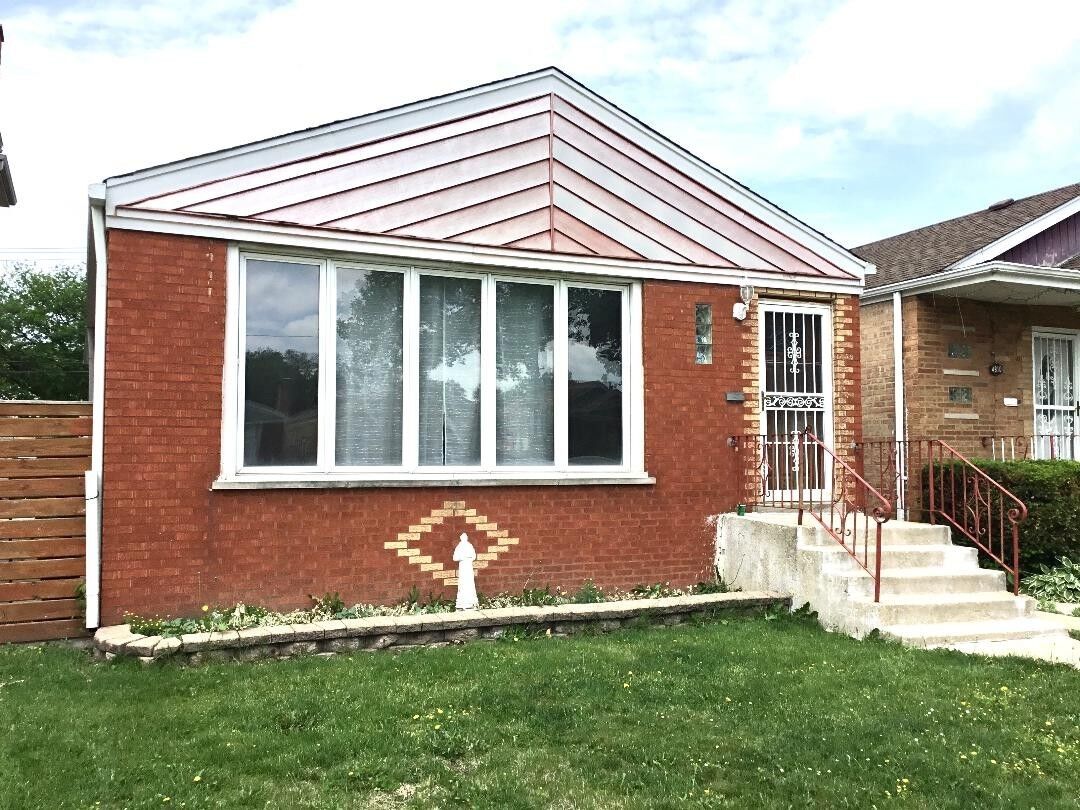 Property Photo: 4812 S Leclaire Avenue IL 60638