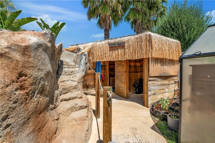 Property Photo:  23944 Cadenza  CA 92562 