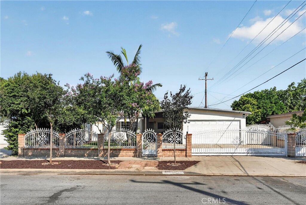 Property Photo:  433 Sunkist  CA 91746 