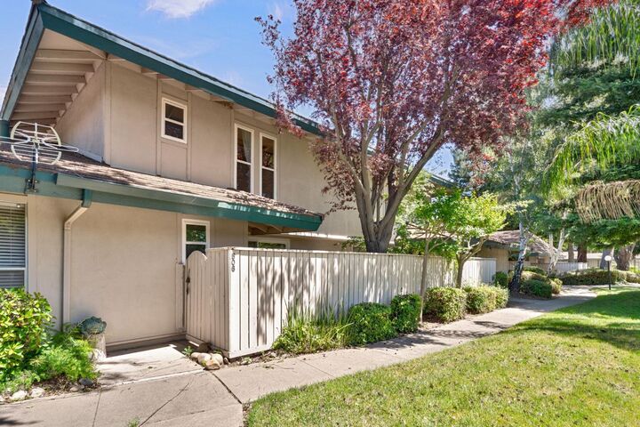 Property Photo:  506 Roundtree Court  CA 95831 