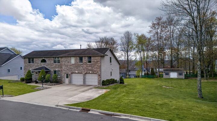 Property Photo:  2040 Felicia Blvd  NY 13760 