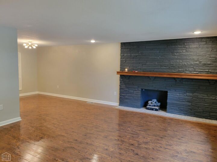 Property Photo:  633 W College Avenue  AR 72401 