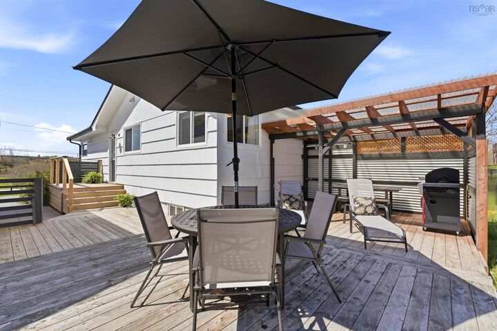 Property Photo:  4885 Highway 1  NS B0N 2T0 