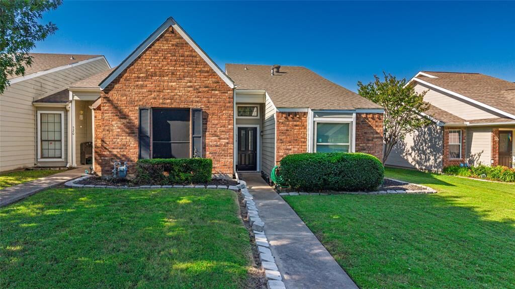 Property Photo:  518 Oakridge Drive 9 Units  TX 75402 