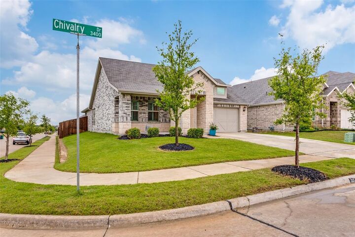 Property Photo:  3424 Chivalry Drive  TX 76207 