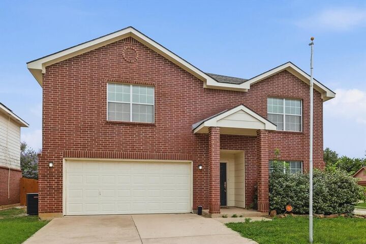 Property Photo:  4957 Thorn Hollow Drive  TX 76244 