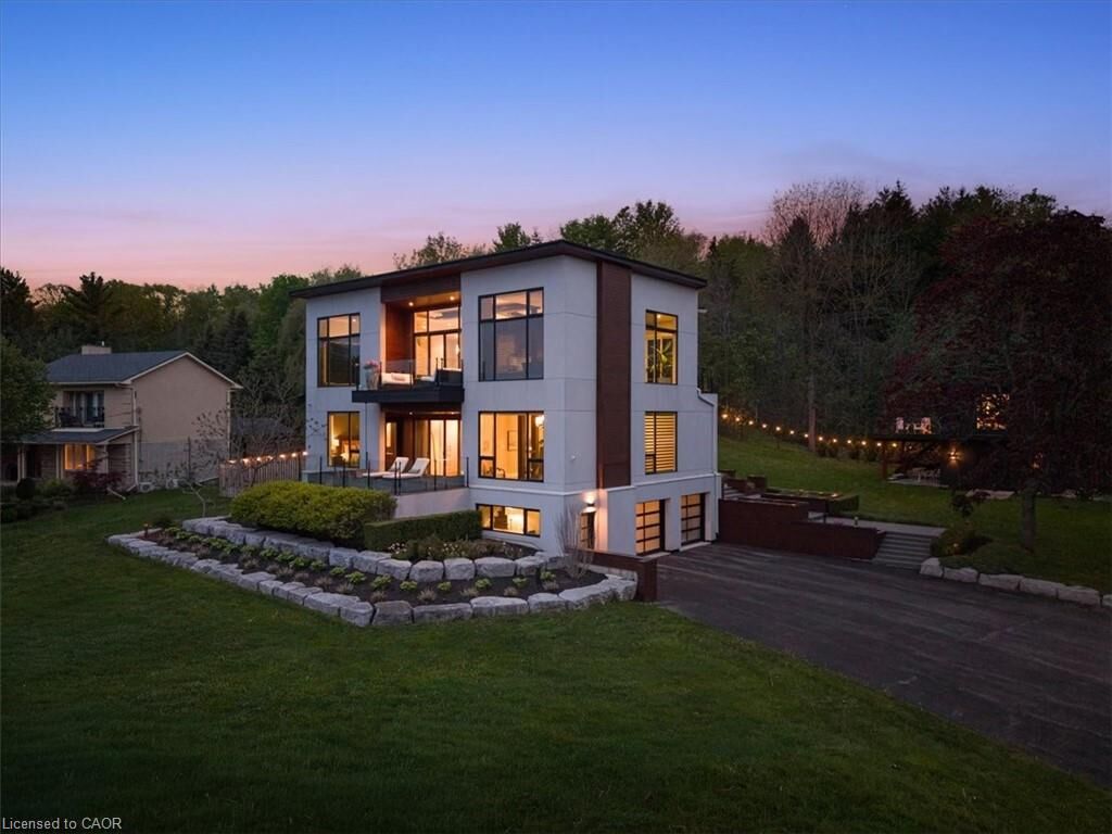 Property Photo:  1309 Beaufort Drive  ON L7P 4V9 