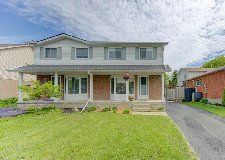 Property Photo: 603 Pinerow Crescent B ON N2T 2K6