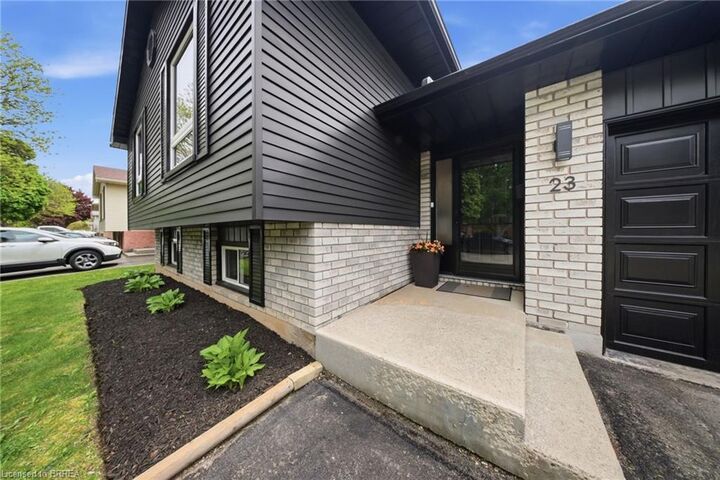 Property Photo: 23 Myrtleville Drive ON N3V 1B8