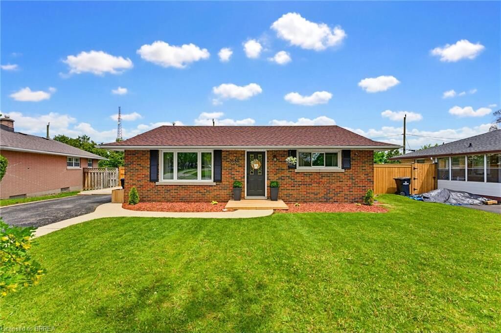 Property Photo:  1681 Severn Avenue  ON N3H 2R6 