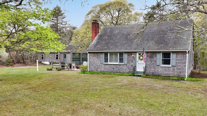 Property Photo:  495 Schoolhouse Rd  MA 02642 