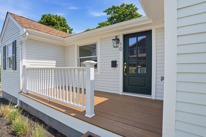 Property Photo: 10 Mayflower Ave MA 02045