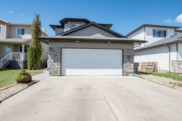Property Photo: 12214 103A Street AB T8V 2L6