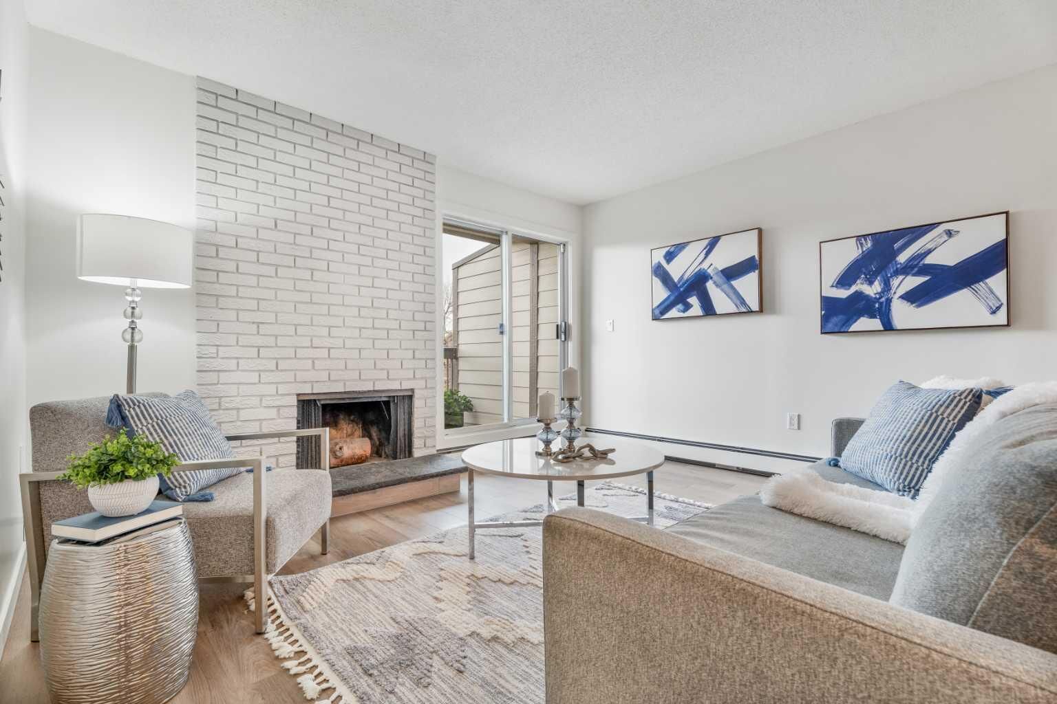 Property Photo:  239 6 Avenue NE 302  AB T2E 0L8 