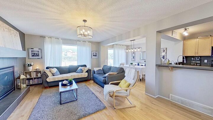 Property Photo: 17 Sunset Heights AB T4C 0C7