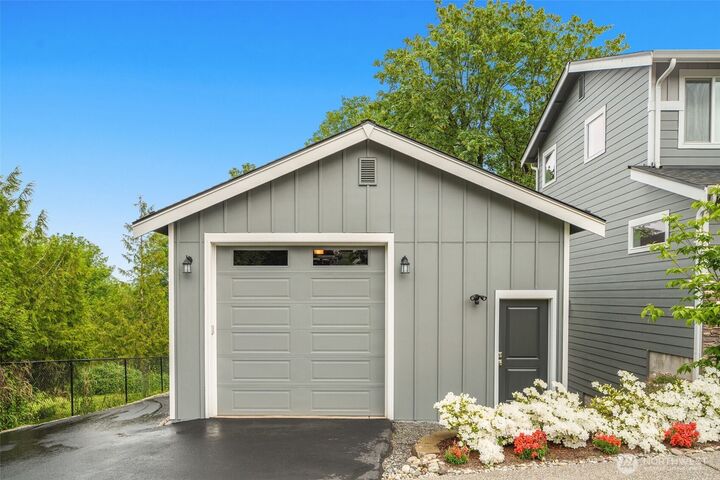 Property Photo: 16309 95th Avenue SE WA 98296