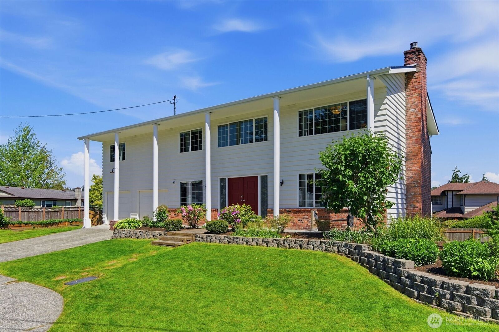 Property Photo:  20707  31st Place W  WA 98036 