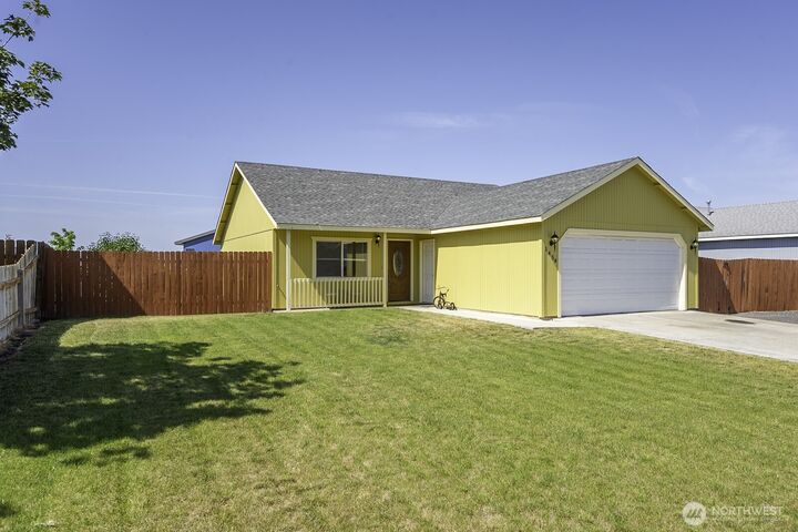 Property Photo: 1454 S Cougar Drive WA 98837