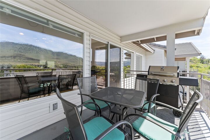 Property Photo: 808 W Manson Highway C303 WA 98816
