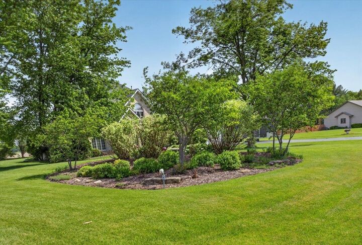 Property Photo:  4802 Pipers Way Lane  IL 61073 