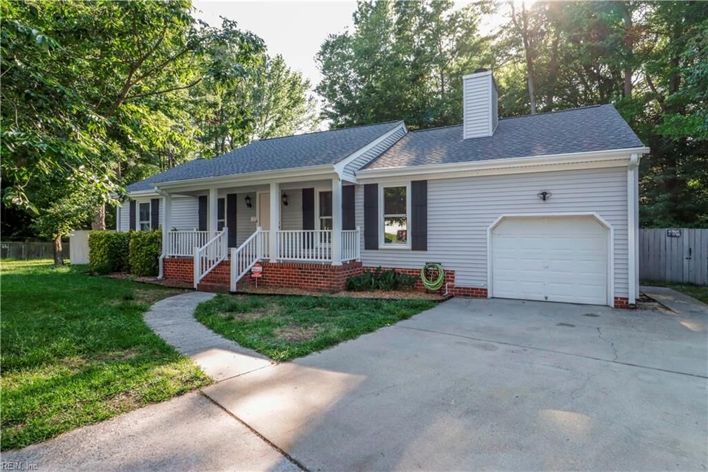 Property Photo: 3936 Hardwood Ln VA 23703