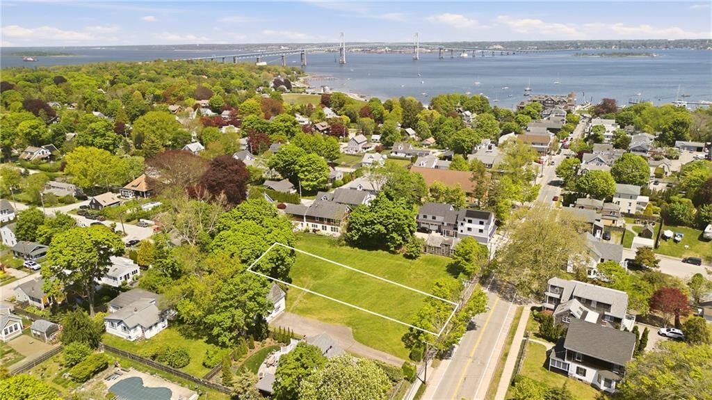 Property Photo:  78 Narragansett Avenue  RI 02835 