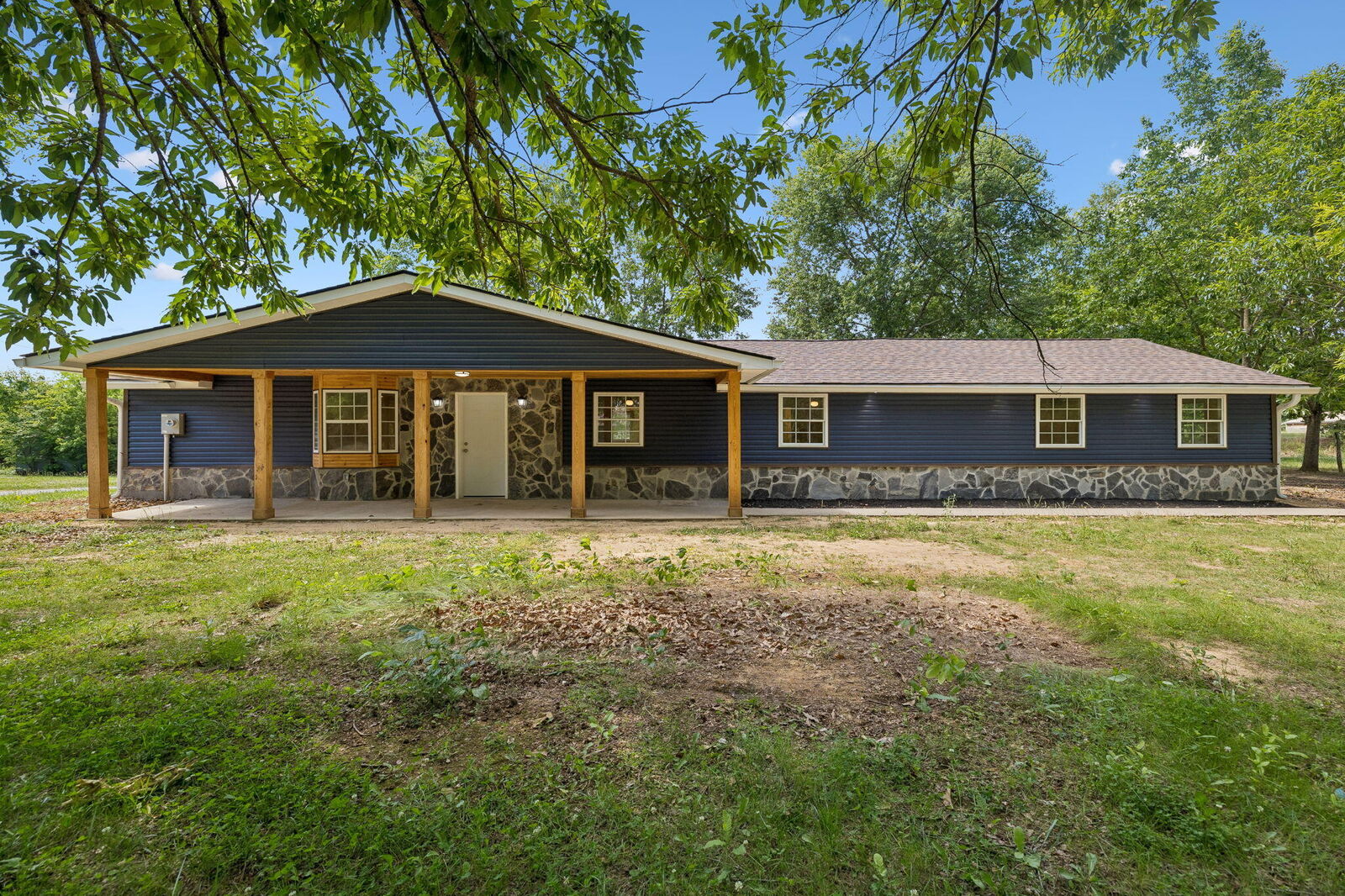 Property Photo: 430 Friendship Lane TN 37325