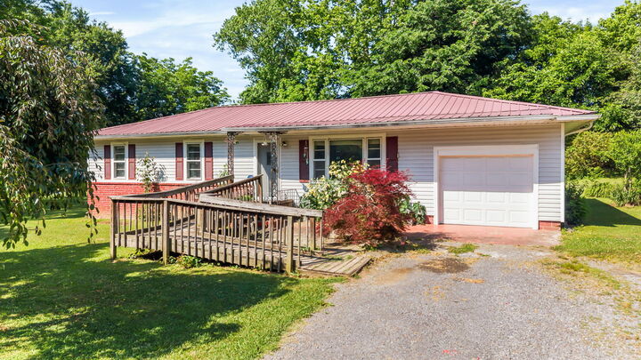 Property Photo:  2414 Howell Street SE  TN 37323 