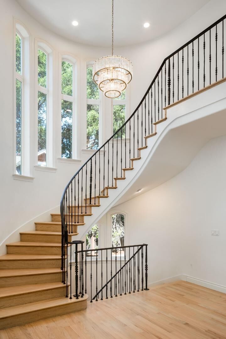 Property Photo:  120 Seale Avenue  CA 94301 