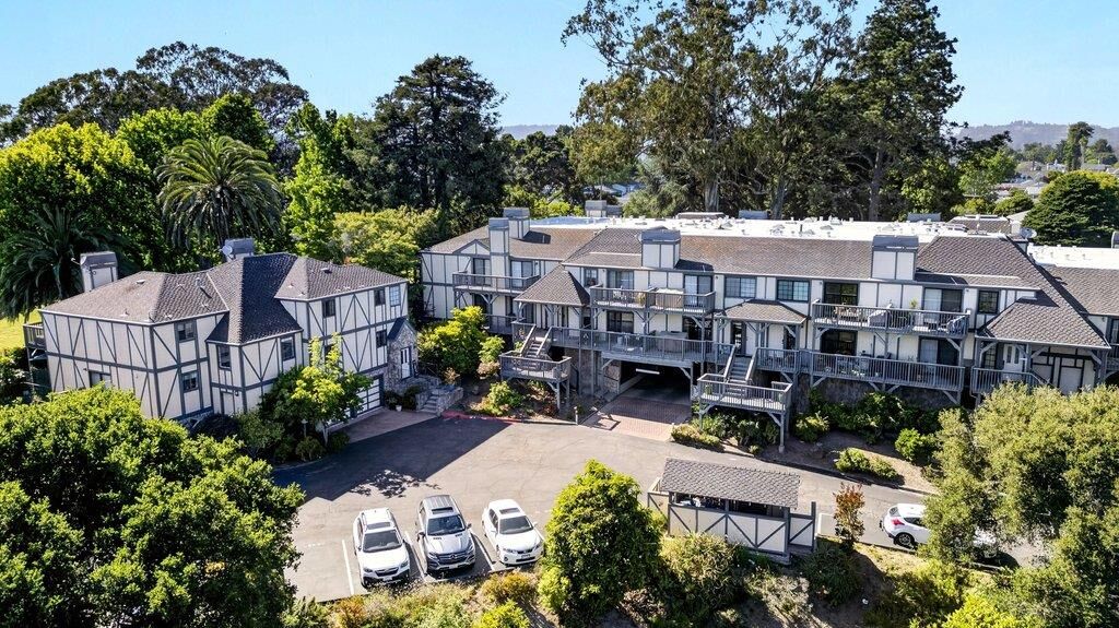 Property Photo:  79 South Branciforte Avenue  CA 95062 