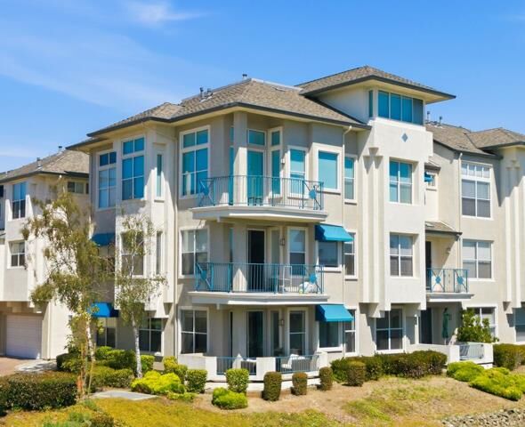 Property Photo:  500 Baltic Circle 506  CA 94065 