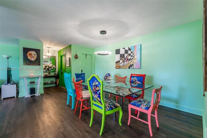Property Photo:  6923 Cypress Rd C12  FL 33317 