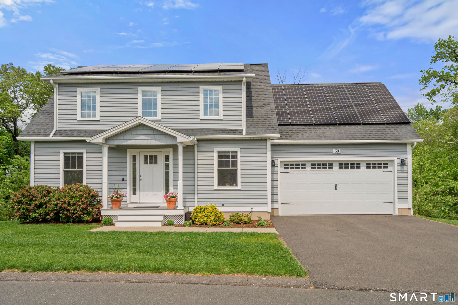 Property Photo: 39 Chapman Chase 39 CT 06096