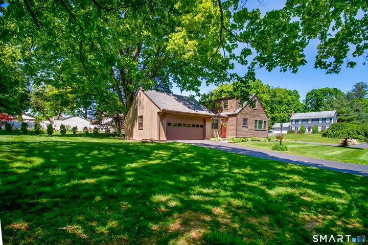 Property Photo:  22 Elizabeth Street  CT 06611 