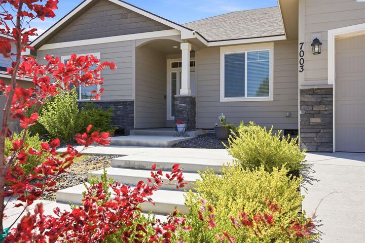 Property Photo:  7003 W 32nd Ave  WA 99338 