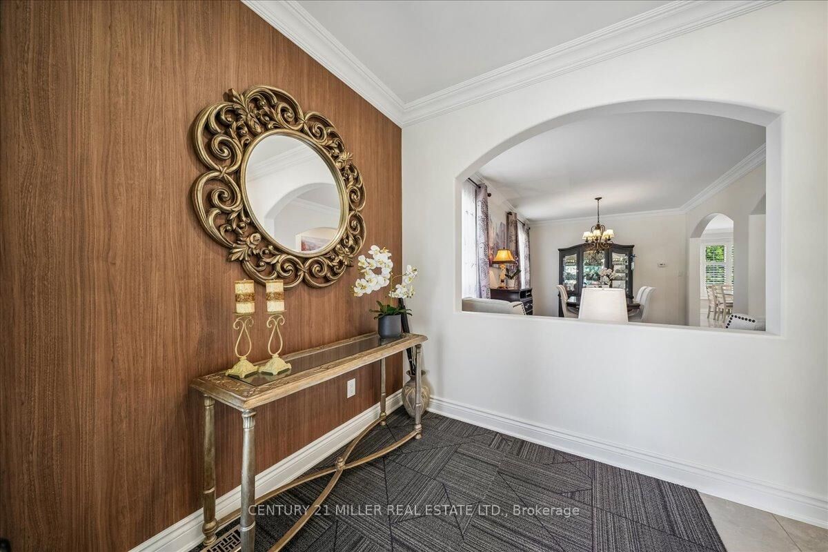 Property Photo: 2371 Calloway Drive ON L6M 0C1