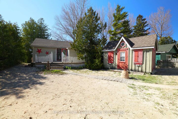 Property Photo: 19 1st Avenue S ON N0H 2G0