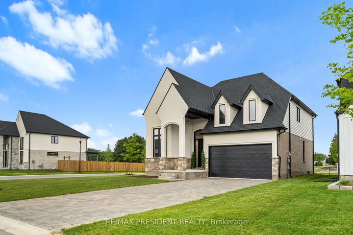 Property Photo: 191 Foxborough Place ON N0M 2P0