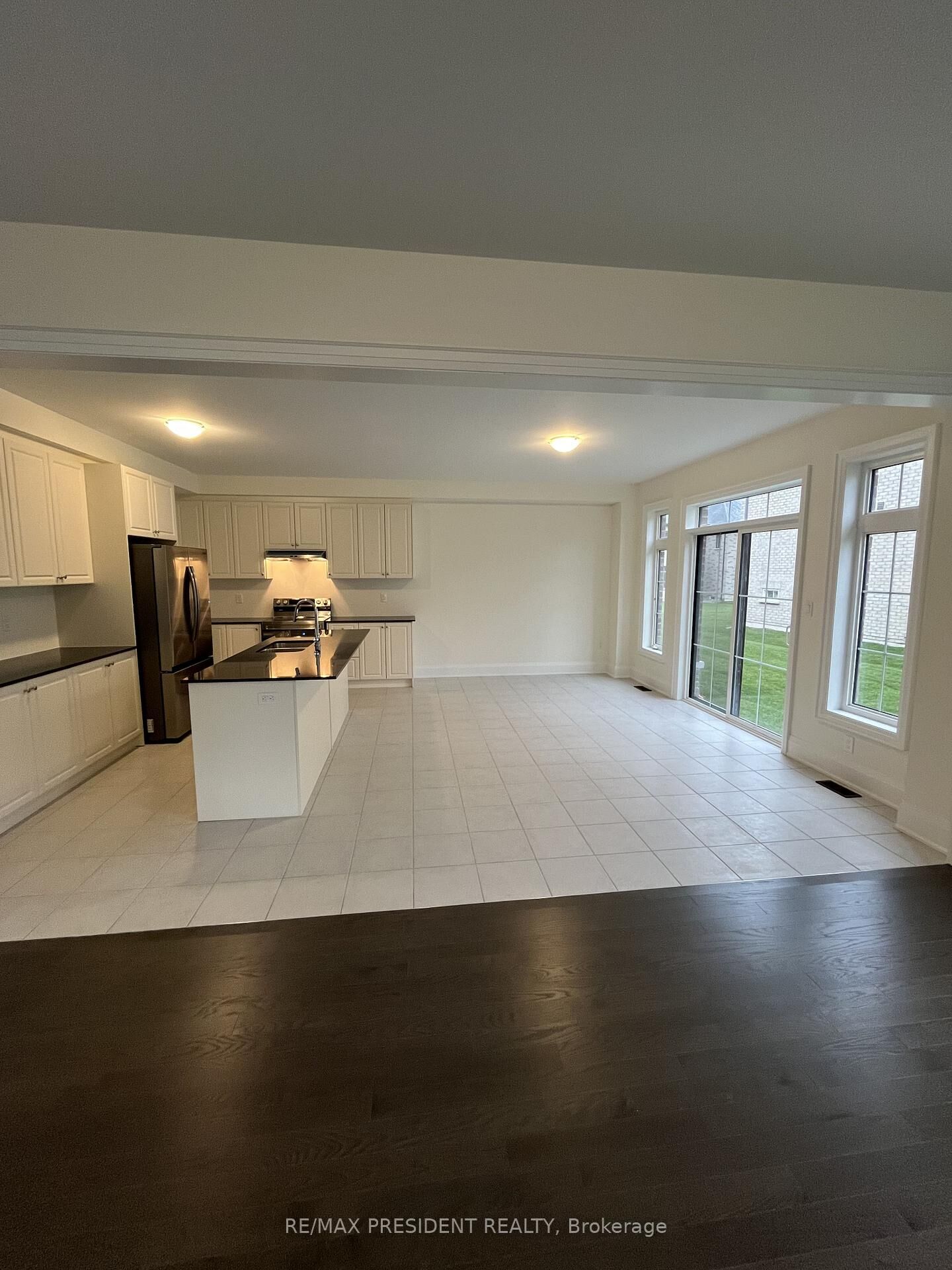Property Photo: 130 Wraggs Road ON L3Z 4N2