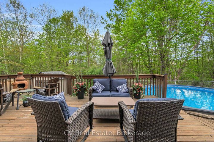 Property Photo: 5 McCutcheon Court ON L4N 7C6