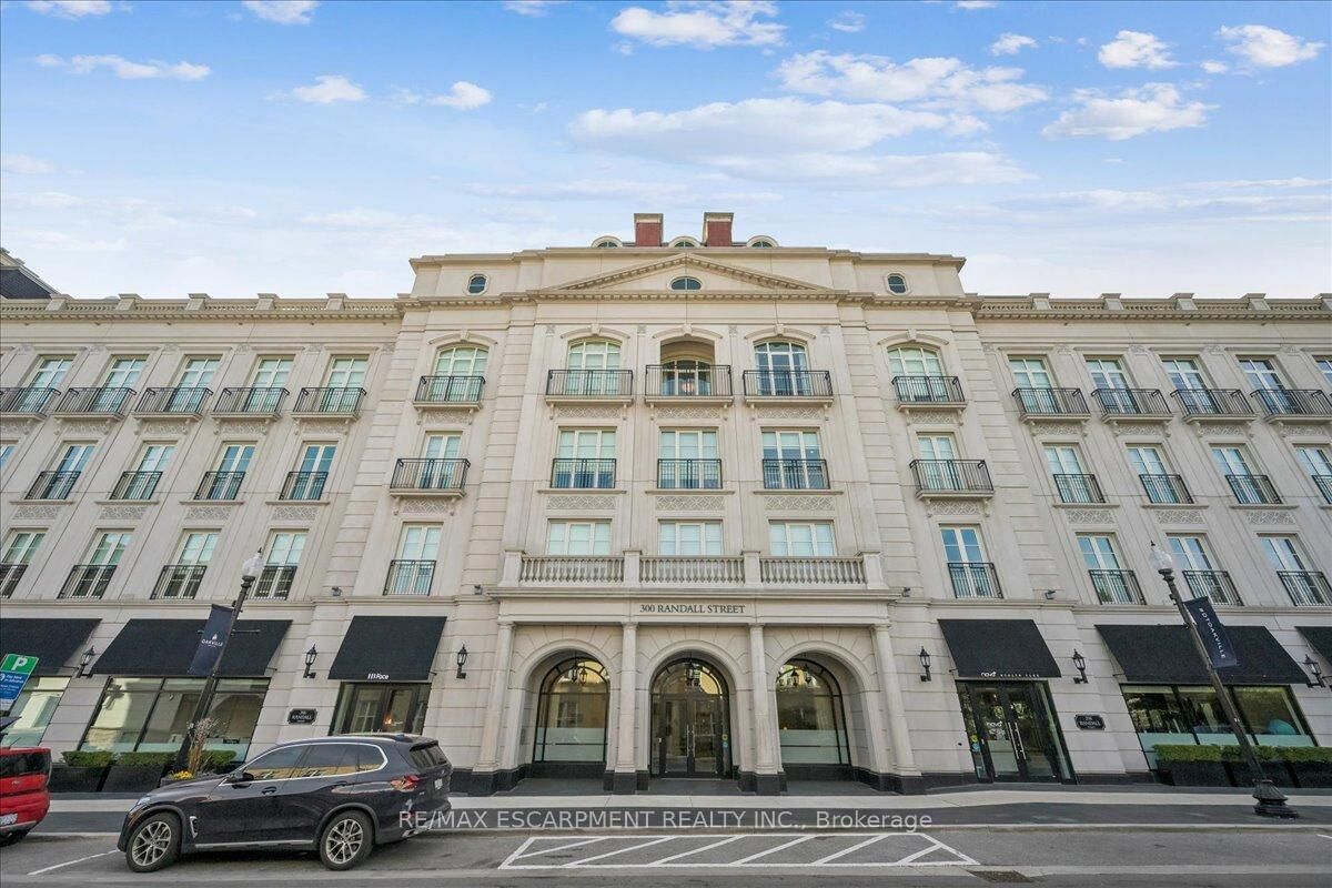 Property Photo: 300 Randall Street 211 ON L6J 1R1